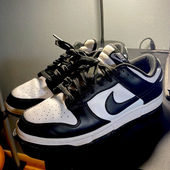 Nike Panda Dunk Low Retro - Picture 2 of 7